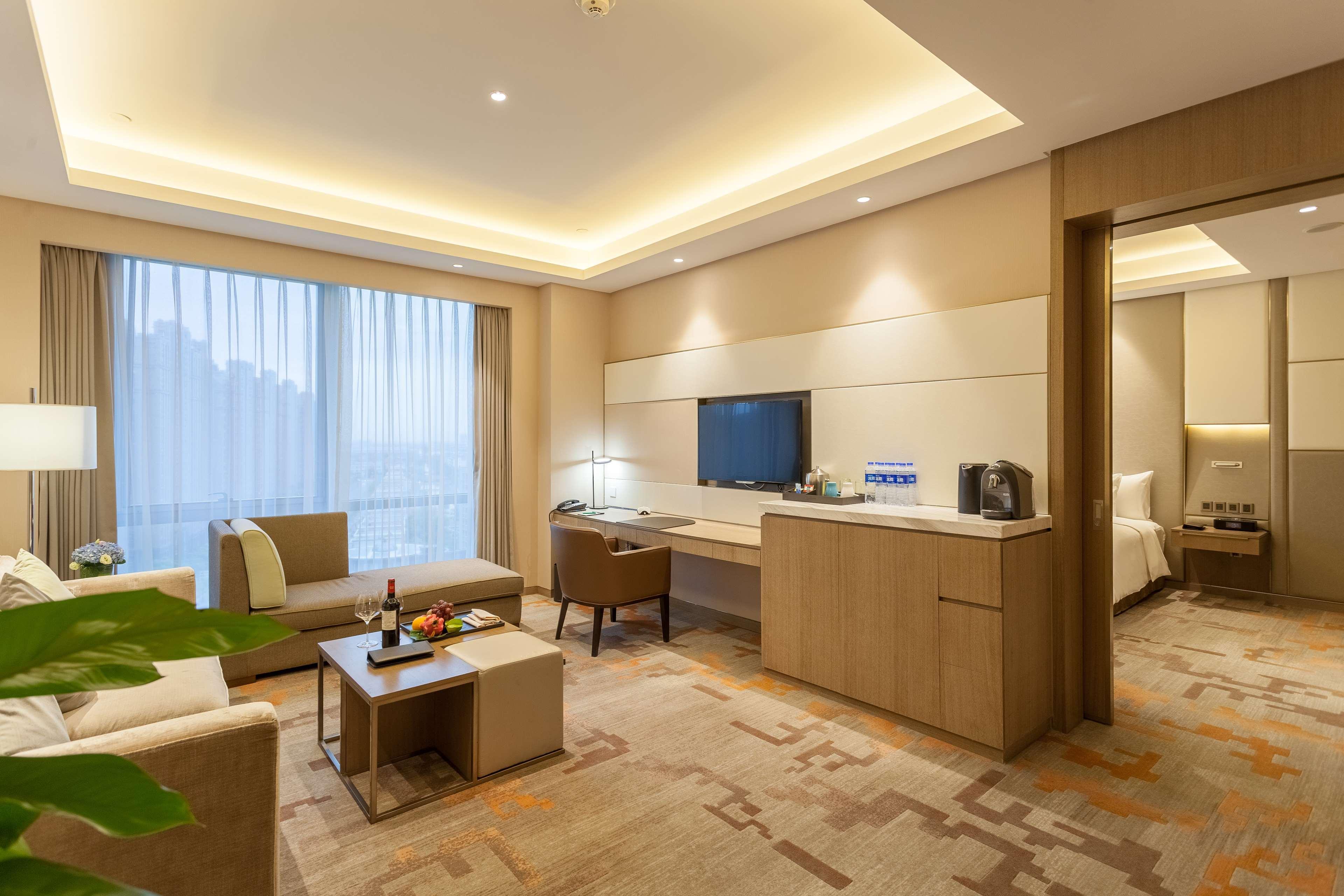 Radisson Exhibition Center Shanghai Exterior photo