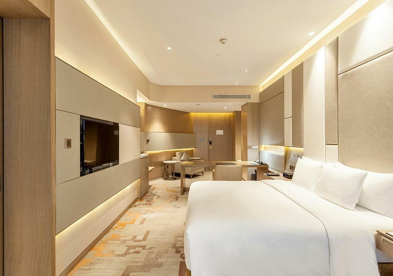 Radisson Exhibition Center Shanghai Exterior photo
